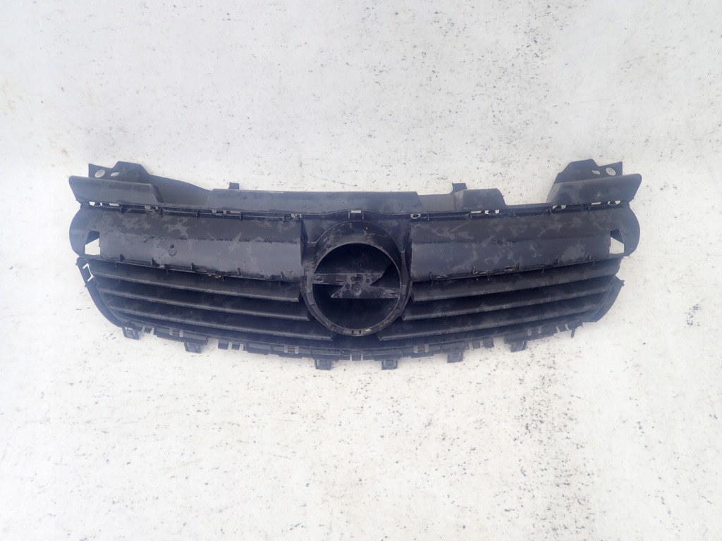 фото №1, Opel zafira b 05-08 решётка радиатора решётка радиатора бампера