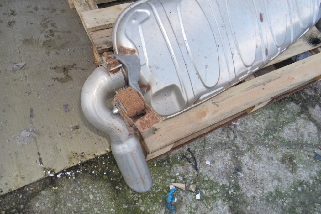 фото №7, Гаситель vw touareg 7p5 notspecified 3.0l дизель 150kw 2010