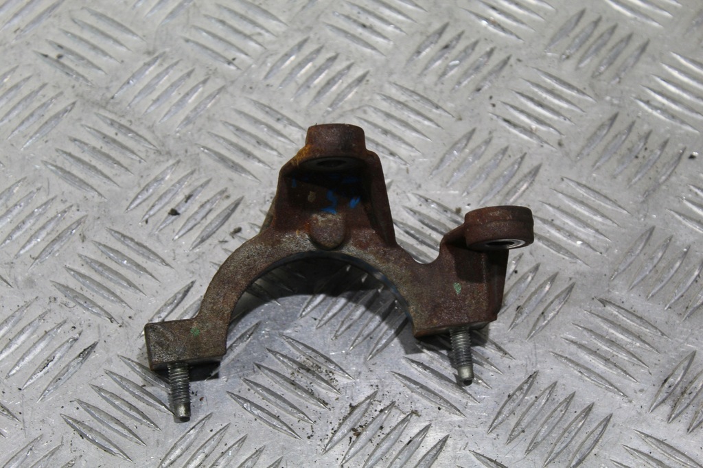 фото №1, Кронштейн опора полуось ford c-max mk2 lift