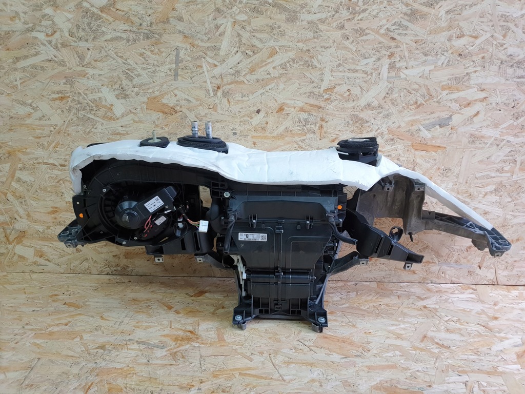 фото №6, Jaguar xe каркас обігрівач gx73-19b555-bd europa