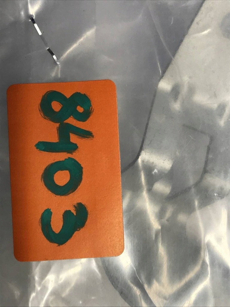 фото №6, Mercedes кронштейн радиатора бампер передний правый eqs v297 a2975240500