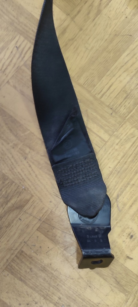 Ремень безопасности правый  перед opel astra h 13181192 Недорого