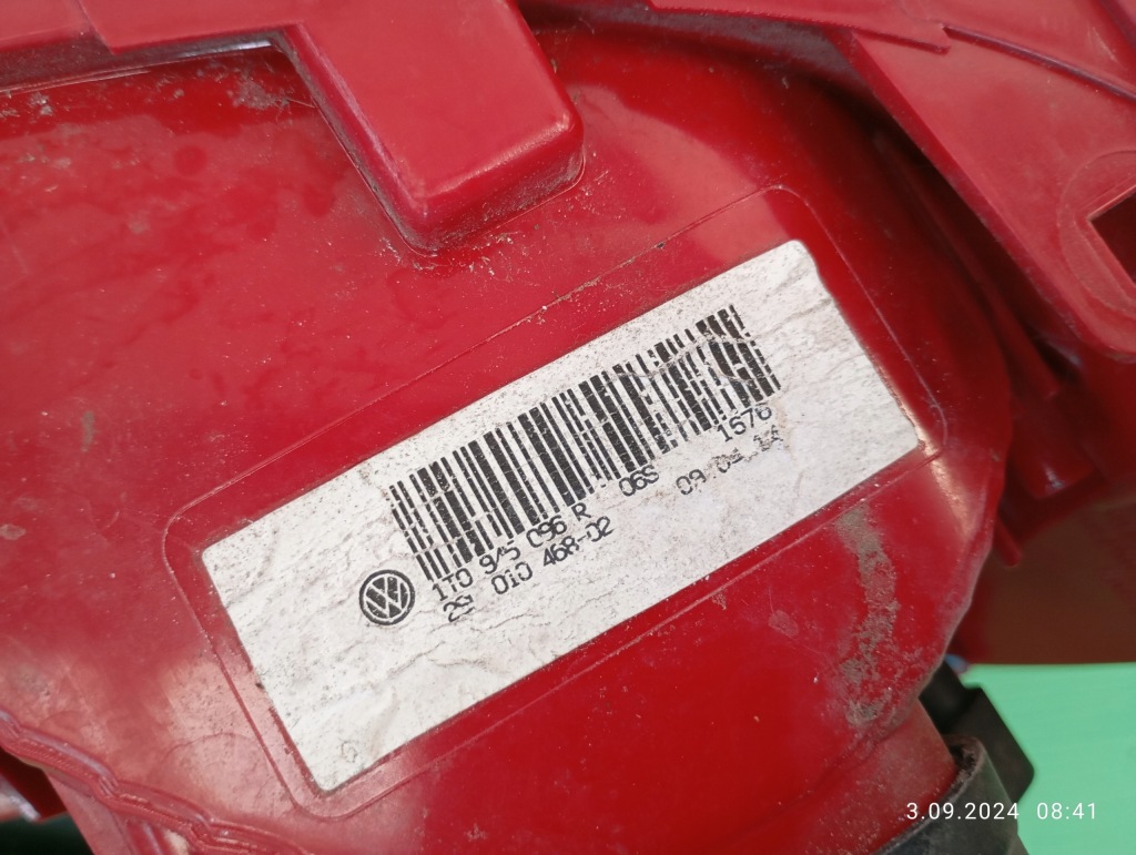 фото №13, Лампа задня права vw touran od 2011-oryg 1t0945096