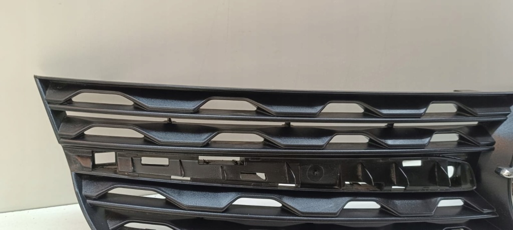 Opel vivaro iii c 19- решётка радиатора решётка радиатора бампера перед 39201547 9833128677 оригинальный номер Цена