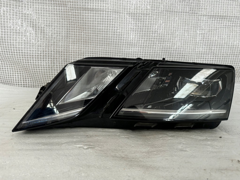Купити Skoda octavia iii 3 lift ліва лампа full led