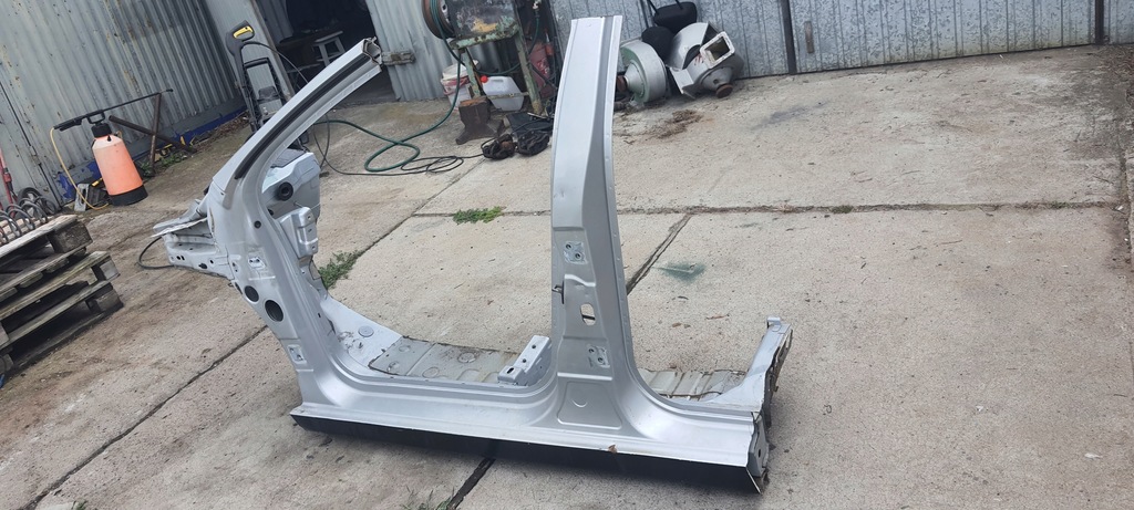 фото №8, Чверть ліва поріг блок двигуна śr.peugeot 207sw