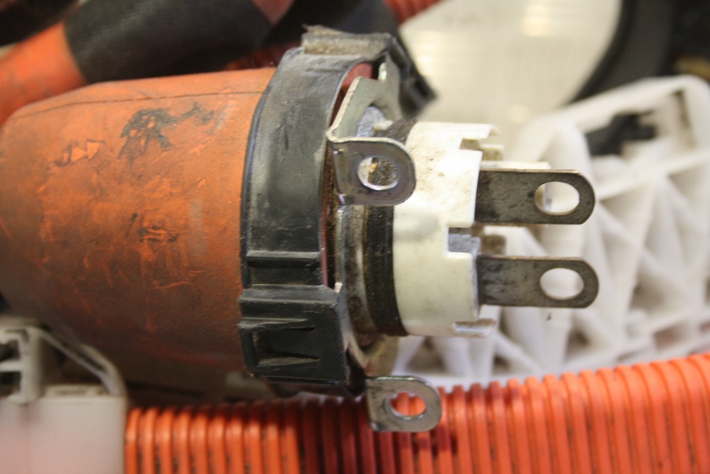 фото №5, Шланг жгут аккумулятор toyota auris 1.8