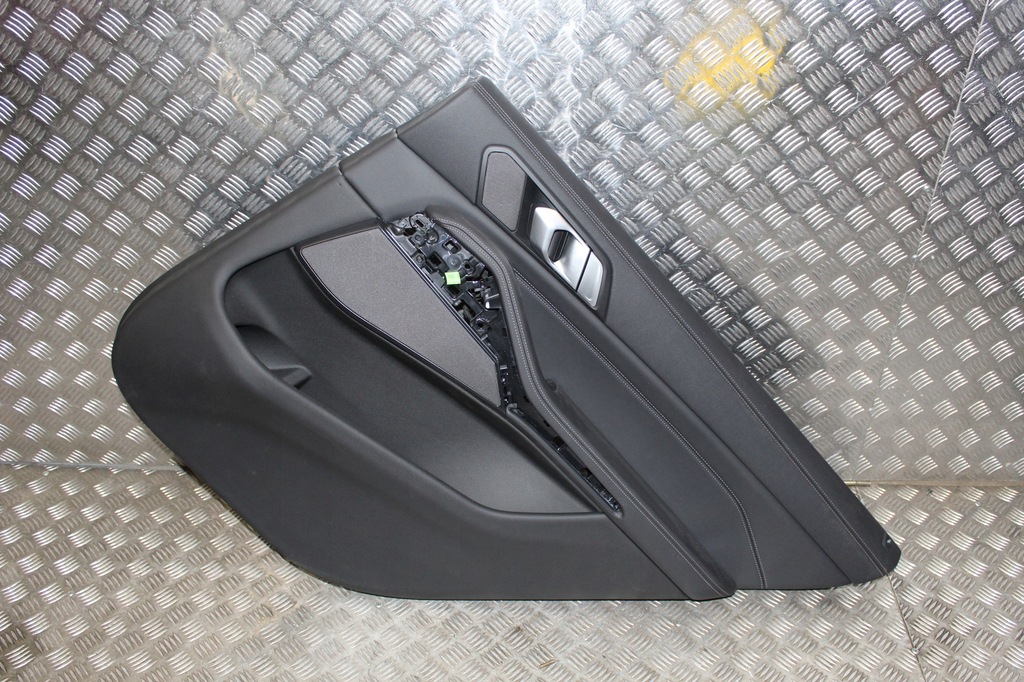 фото №4, Bmw x7 g07 обшивка обивка дверь задняя