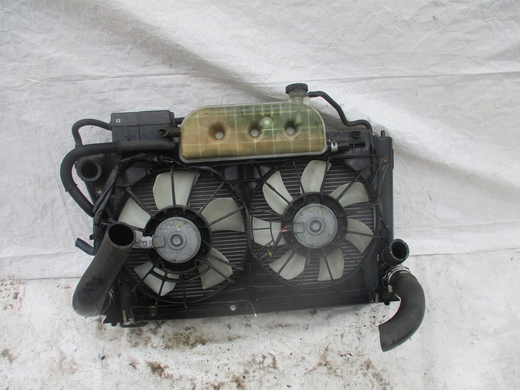 фото №7, Радиатор toyota corolla verso 2.2 дизель