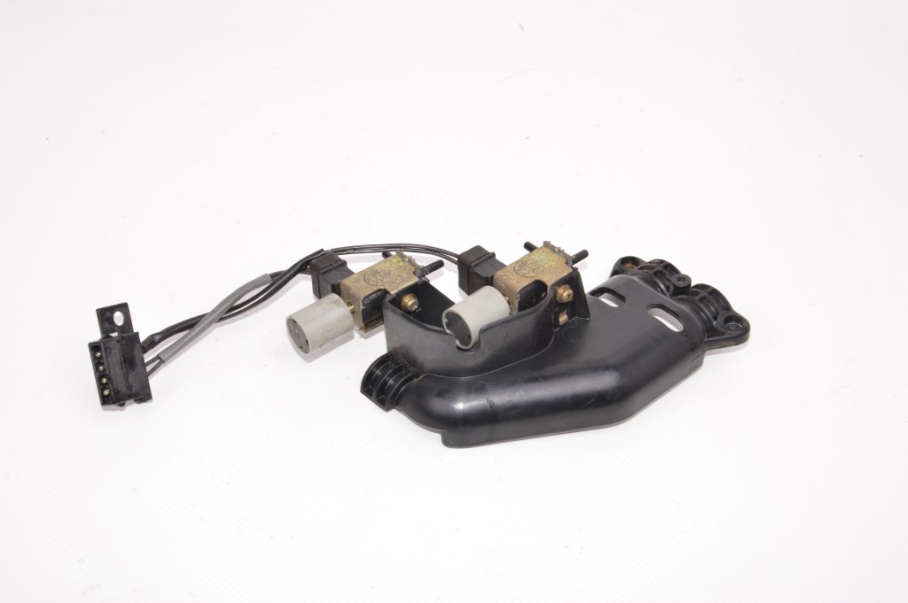 фото №1, Porsche 911 996 клапан клапани