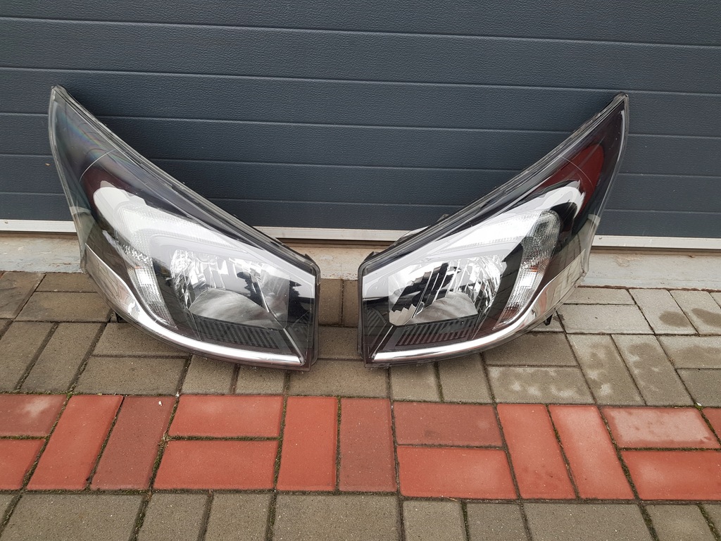 фото №1, Лампа левая левый перед передняя opel vivaro led 2 b