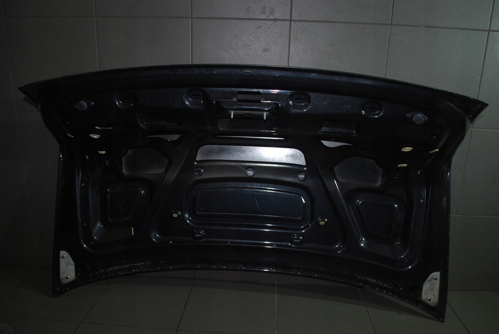 фото №11, Кришка багажника багажника audi a8 d3 lz9y без оснащення