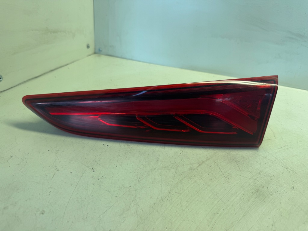 фото №1, Hyundai kona лампа правый задняя w крышка 92404j9100