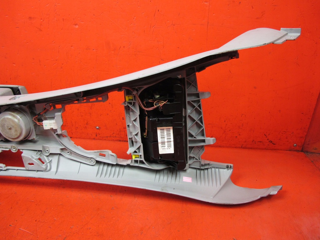 фото №10, Bmw 1 i e87 туннель средний подлокотник eu 9110405