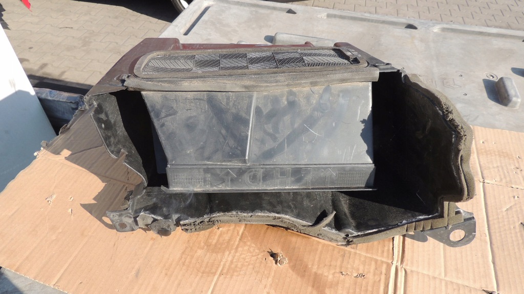 фото №4, Корпус фільтра салонний dodge challenger 17r