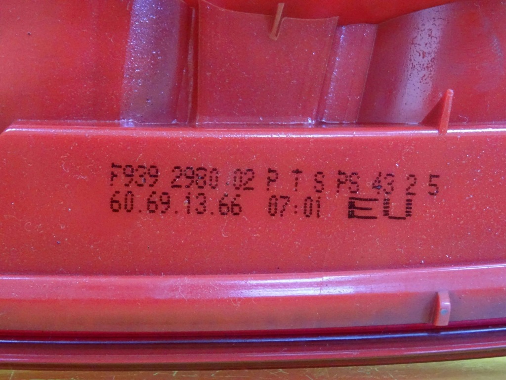 Лампа лівий задній w кришка alfa 159 f939298002 nr627 Зі Шроту