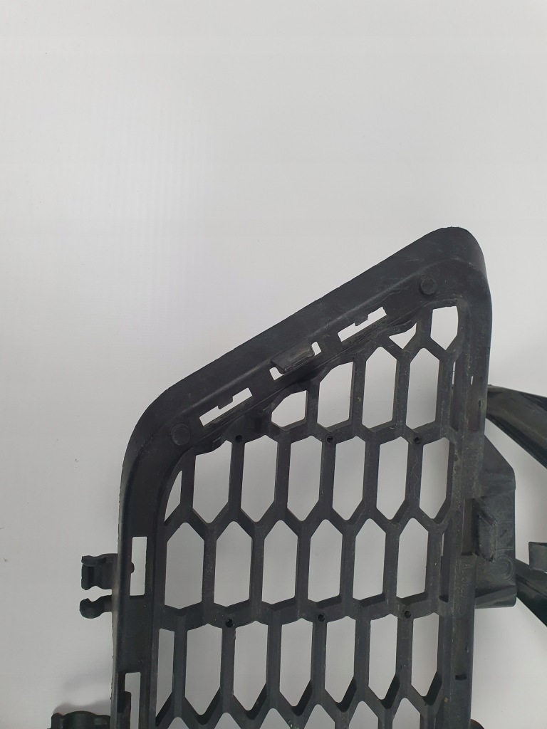 Bmw seria 3 f30 f31 m-pakiet 2011 - 2015 решітка бампера перед ліве 8062631 Ціна