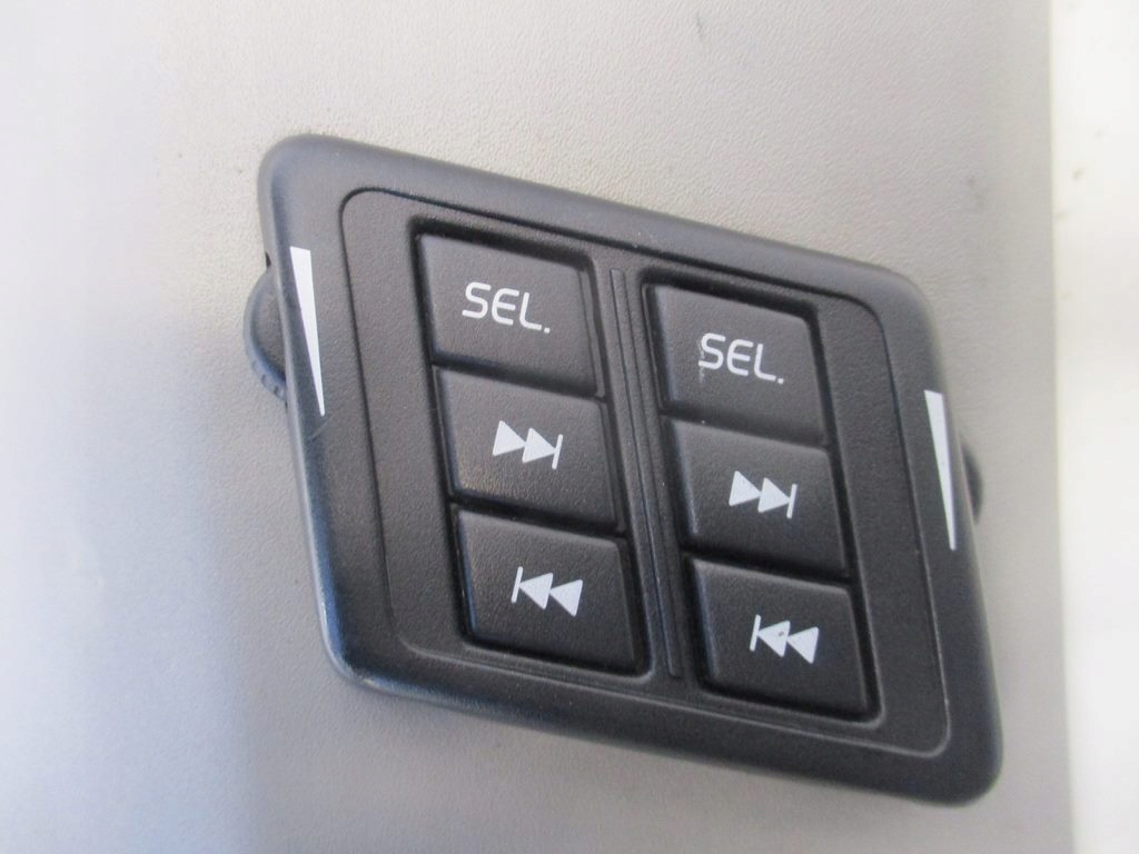 фото №2, Защита стойка правый задняя панель радио volvo xc90