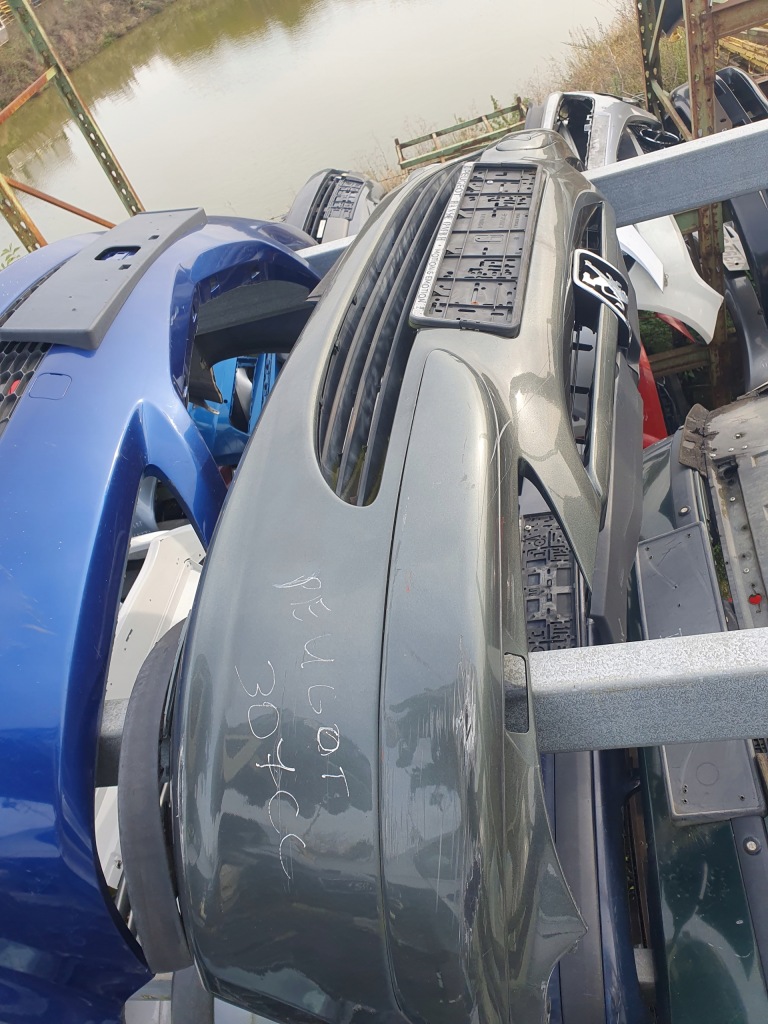 Купить Бампер передний перед peugeot 307 cc