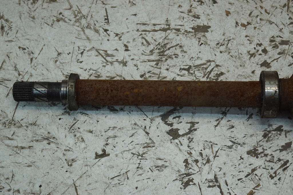 фото №3, Приводной вал правый перед renault clio iv 0.9 tce 391009101r