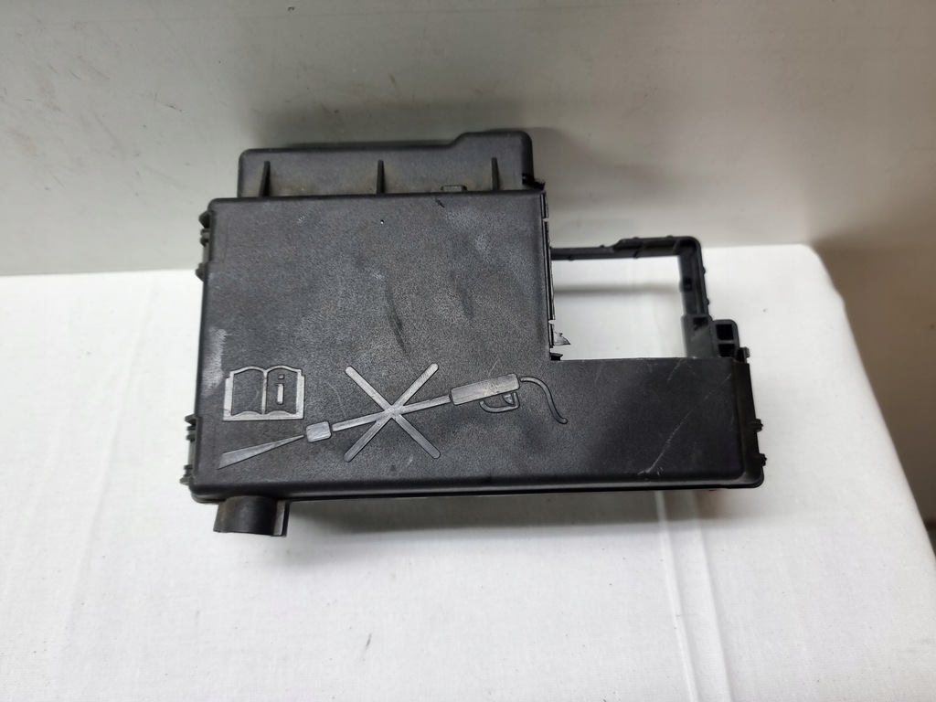 фото №1, Opel insignia a коробка предохранителей клемма plus