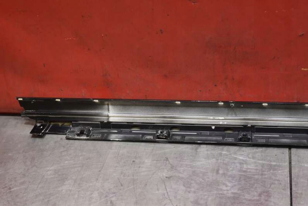 фото №8, Накладка порог правая czarna lv4b-s10154-b ford kuga 3 iii mk3 st-line