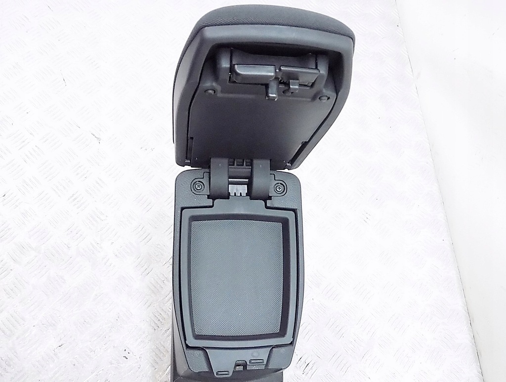 фото №9, Подлокотник туннель - toyota auris ii 15-18 eu