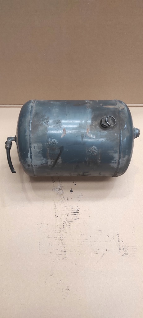 фото №6, Scania оригінальний номер 1 357 950 бак повітря, електропроводка пневматична