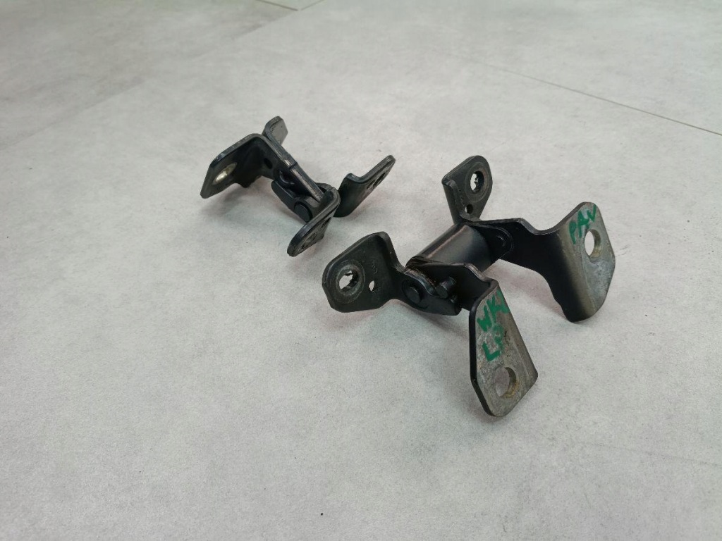 Купити Jeep grand cherokee wk2 10- петля двері лівий перед pav комплект