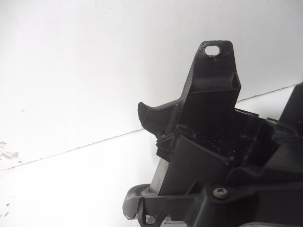 фото №3, Mitsubishi eclipse cross лампа права pol led