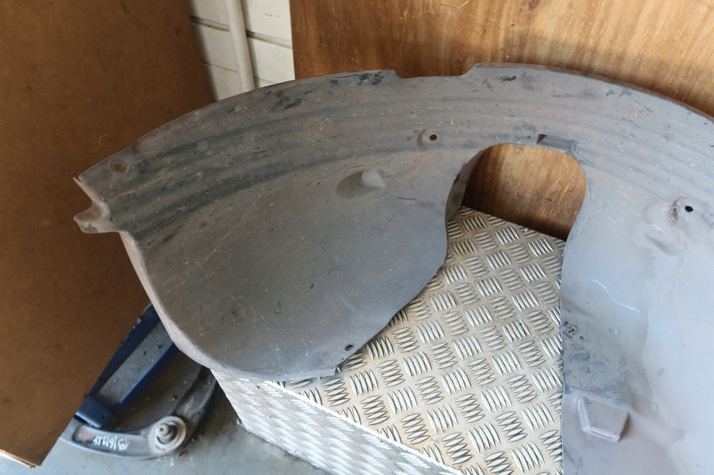 фото №10, Підкрилок правий перед 208 ii 9673768780 пошкоджені foto