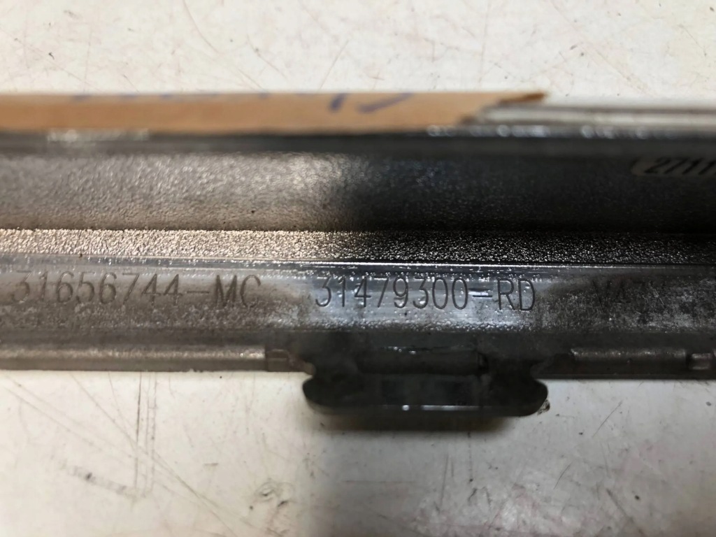 фото №10, Хром решётка volvo s60 ii v60