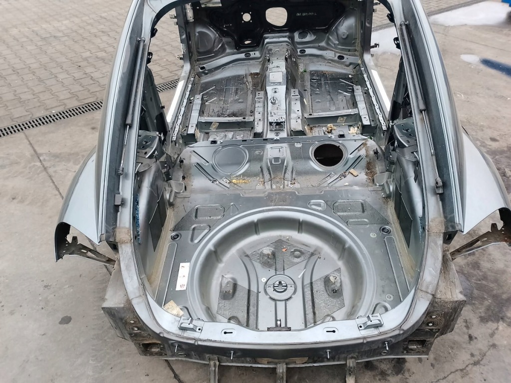 фото №3, Pas задний vw beetle 2.0 tsi хэтчбек
