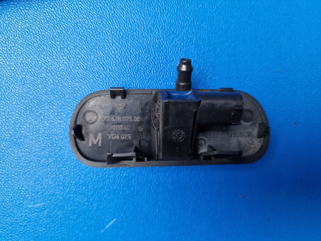 фото №8, 1x омивач скло передньої насадка porsche panamera 970 2011