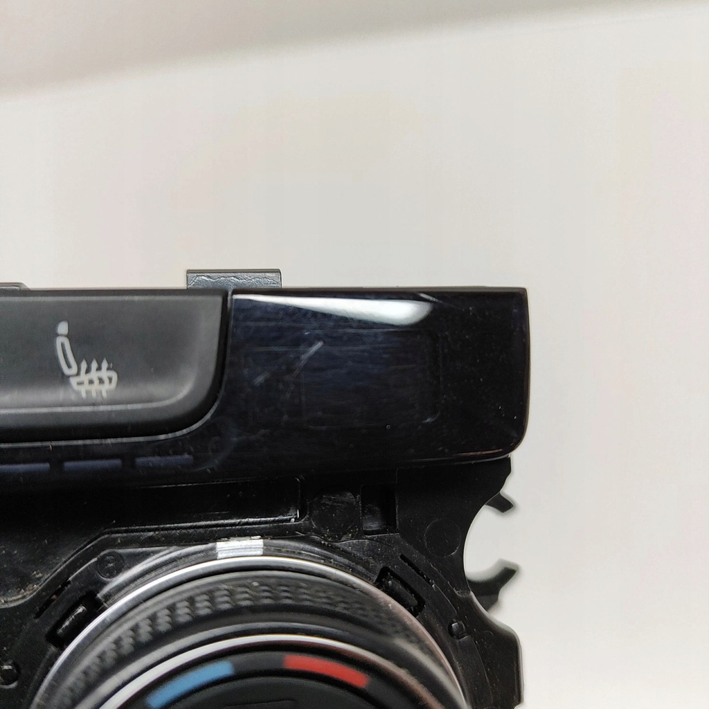 фото №11, Volkswagen passat b8 2018 перемикач / вимикач обдув вентилятор