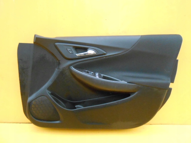 фото №1, Chevrolet malibu 2016- обшивка двері правий перед