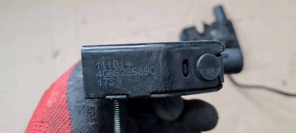 фото №9, A6 c7 4g s6 замок капот перед 4g0823509c s7 4g a7