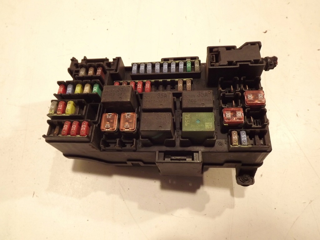 фото №1, Коробка запобіжників chevrolet trax