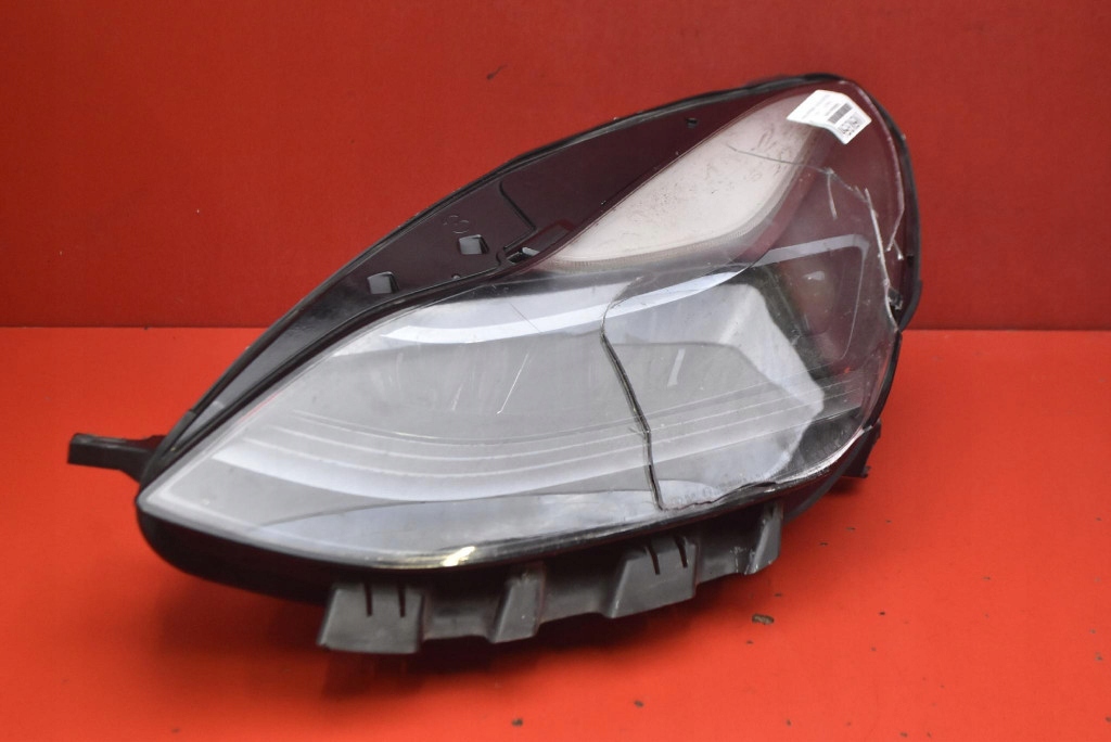 Купить Фара левый фара перед full led европа  tesla model y 20-