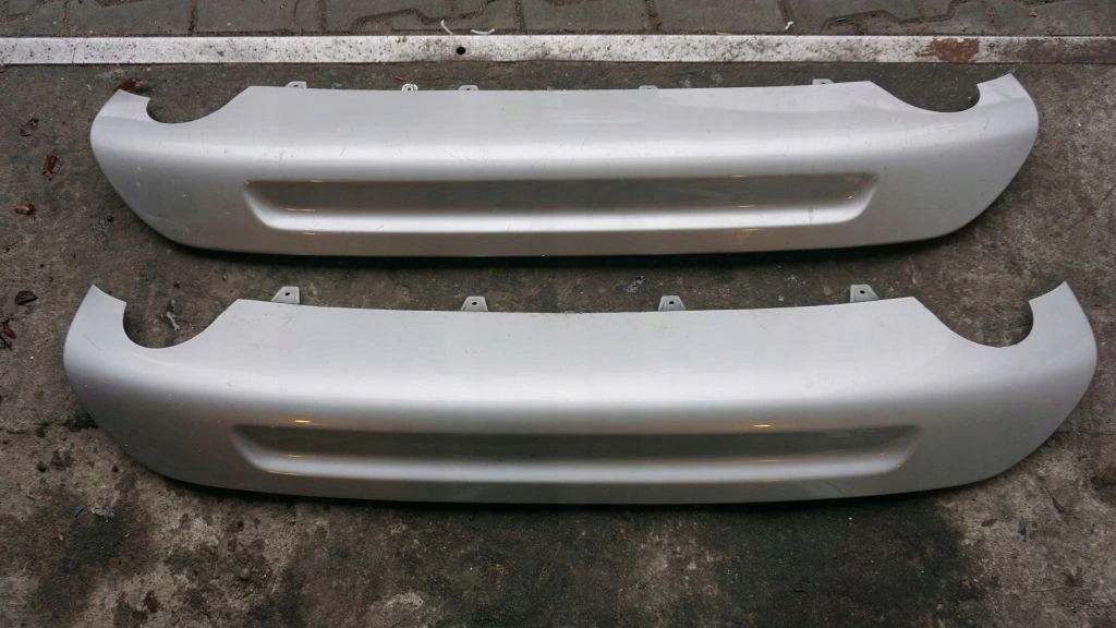 Купити Спойлер накладка бампера задній volvo xc70 08-