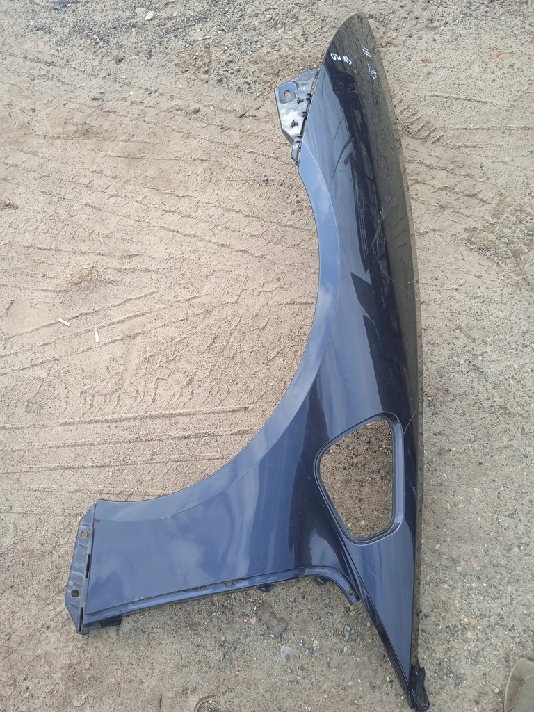 фото №1, Bmw i8 крыло левый