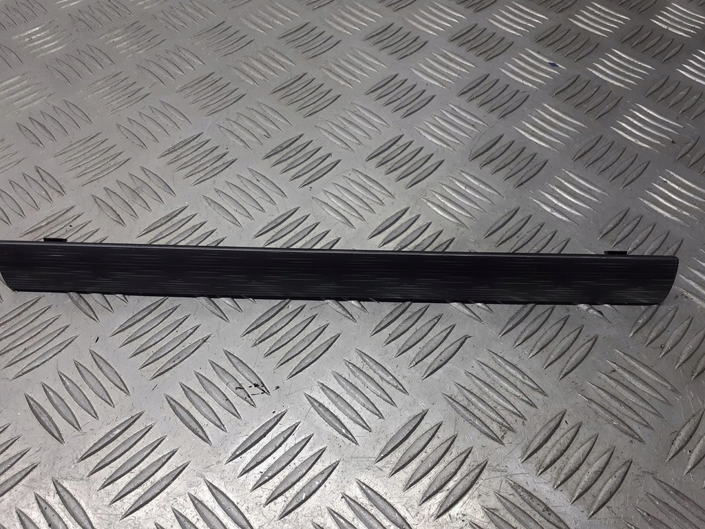 фото №1, Молдинг dekor панели ford c-max 7m51-r045h48