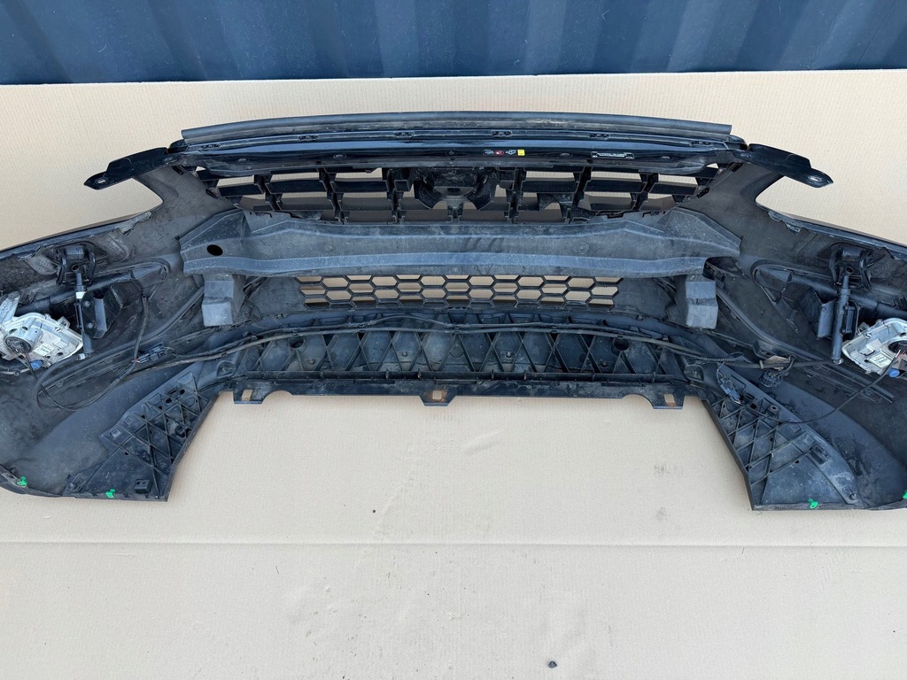 фото №11, Бампер перед volvo xc60 i lift r design 2013-2016 kompletny оригинал