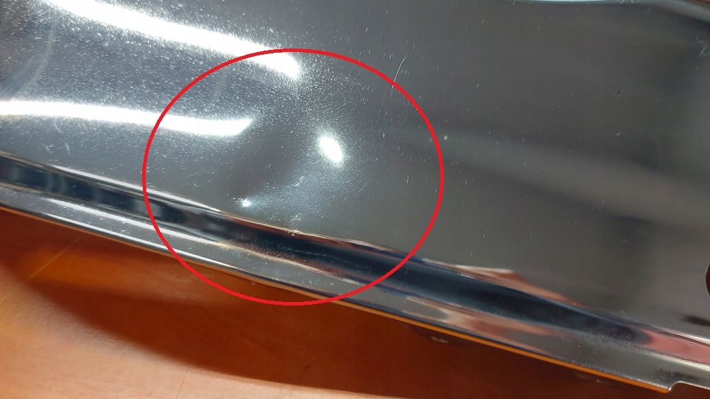 Угол бампера правый  задняя хром toyota hilux viii pdc Оригинал