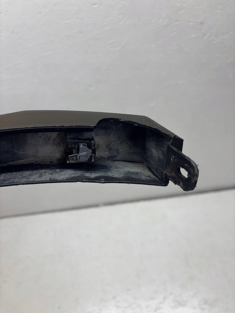 фото №15, Volkswagen tiguan 2016 задняя сторона левая молдинг крыла заднего