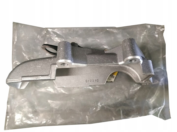 фото №1, Кронштейн двигателя master ii 2.2 dci 8200063118 оригинальный номер !