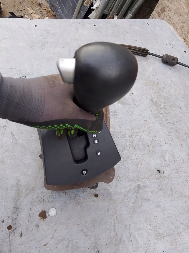 фото №1, Домкрат передач renault clio iii автоматическая коробка передач