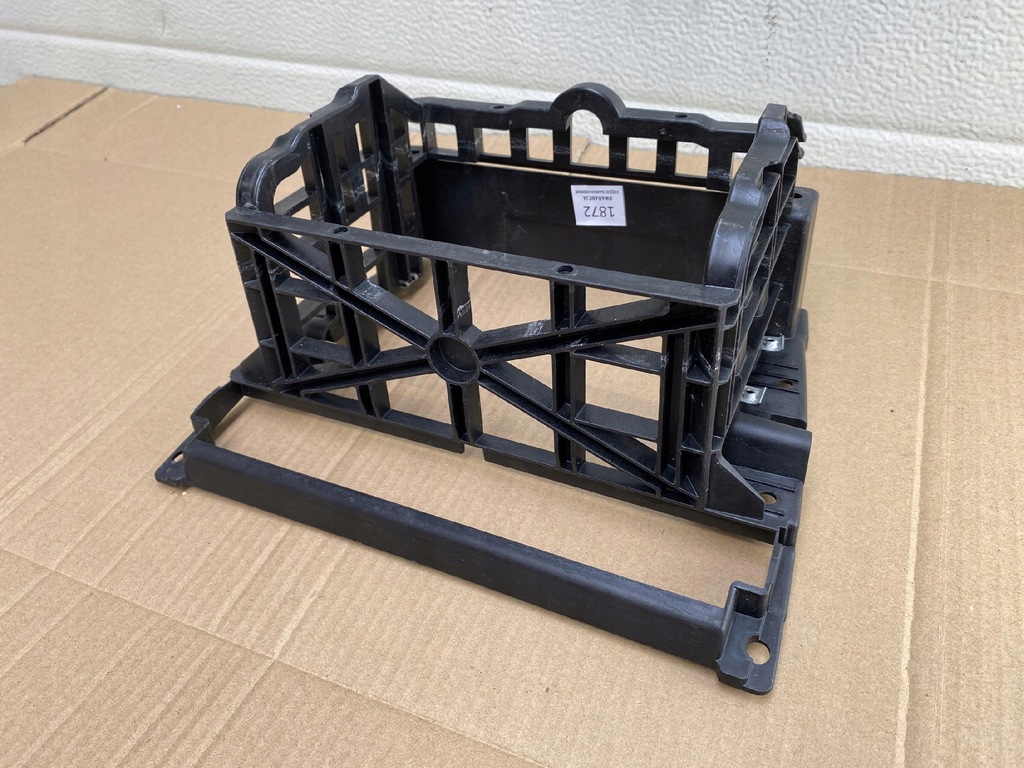 фото №4, Bmw 5 e60 e61 каркас кронштейн радио радио