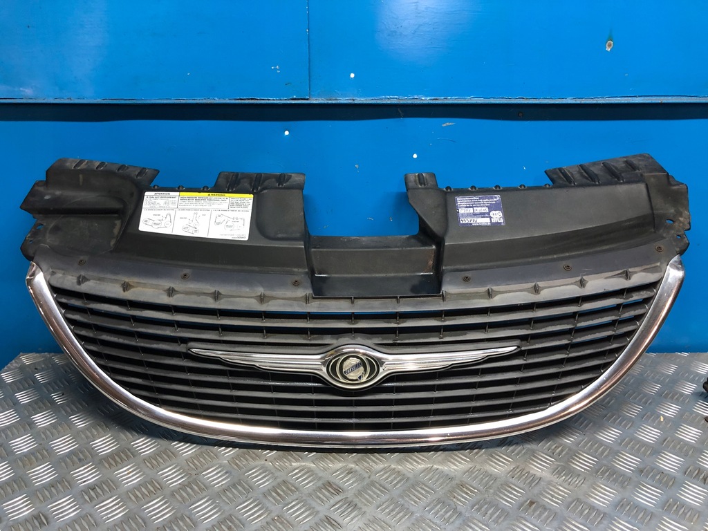 фото №1, Chrysler grand voyager iv решітка радіатора решітка радіатора радіатора емблема