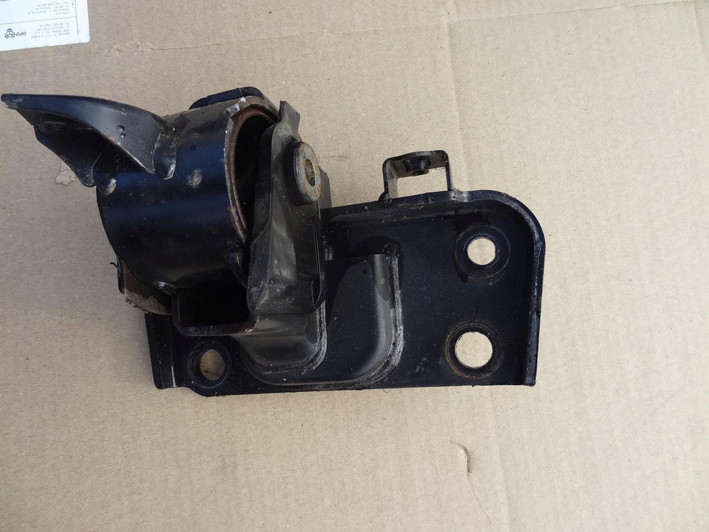 фото №1, Кронштейн двигуна dół toyota auris i 2.2d